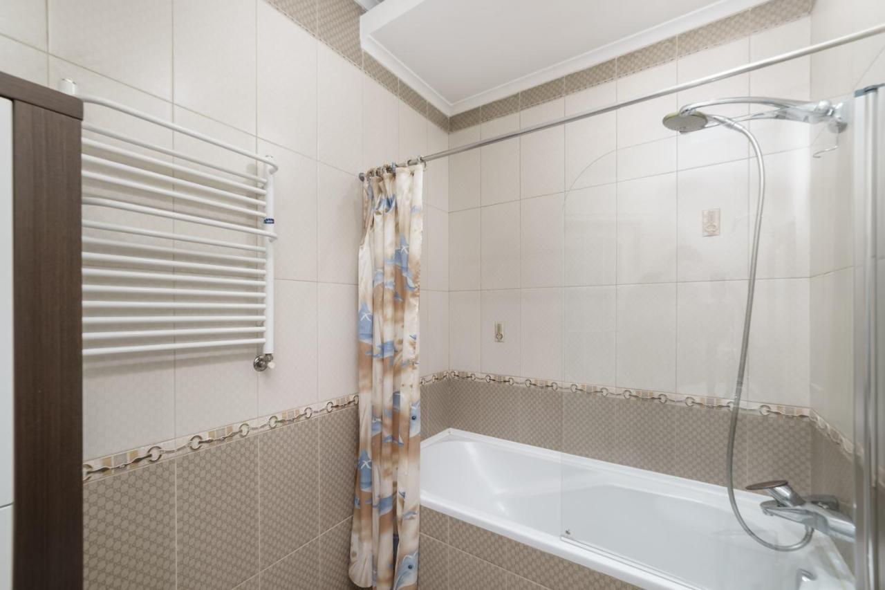 Katerynyska 2 Level Apartment With Sauna Odessa Dış mekan fotoğraf