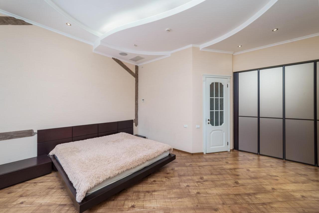 Katerynyska 2 Level Apartment With Sauna Odessa Dış mekan fotoğraf