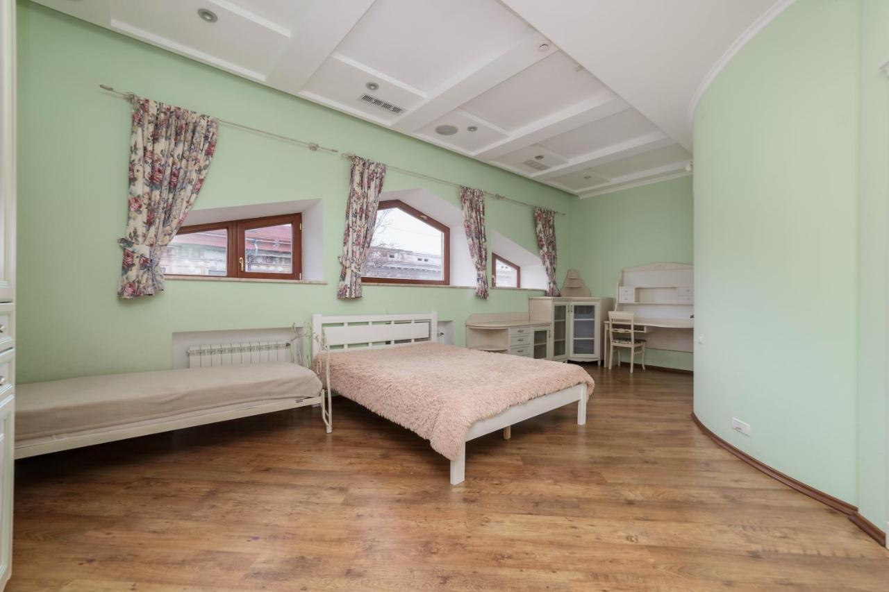 Katerynyska 2 Level Apartment With Sauna Odessa Dış mekan fotoğraf