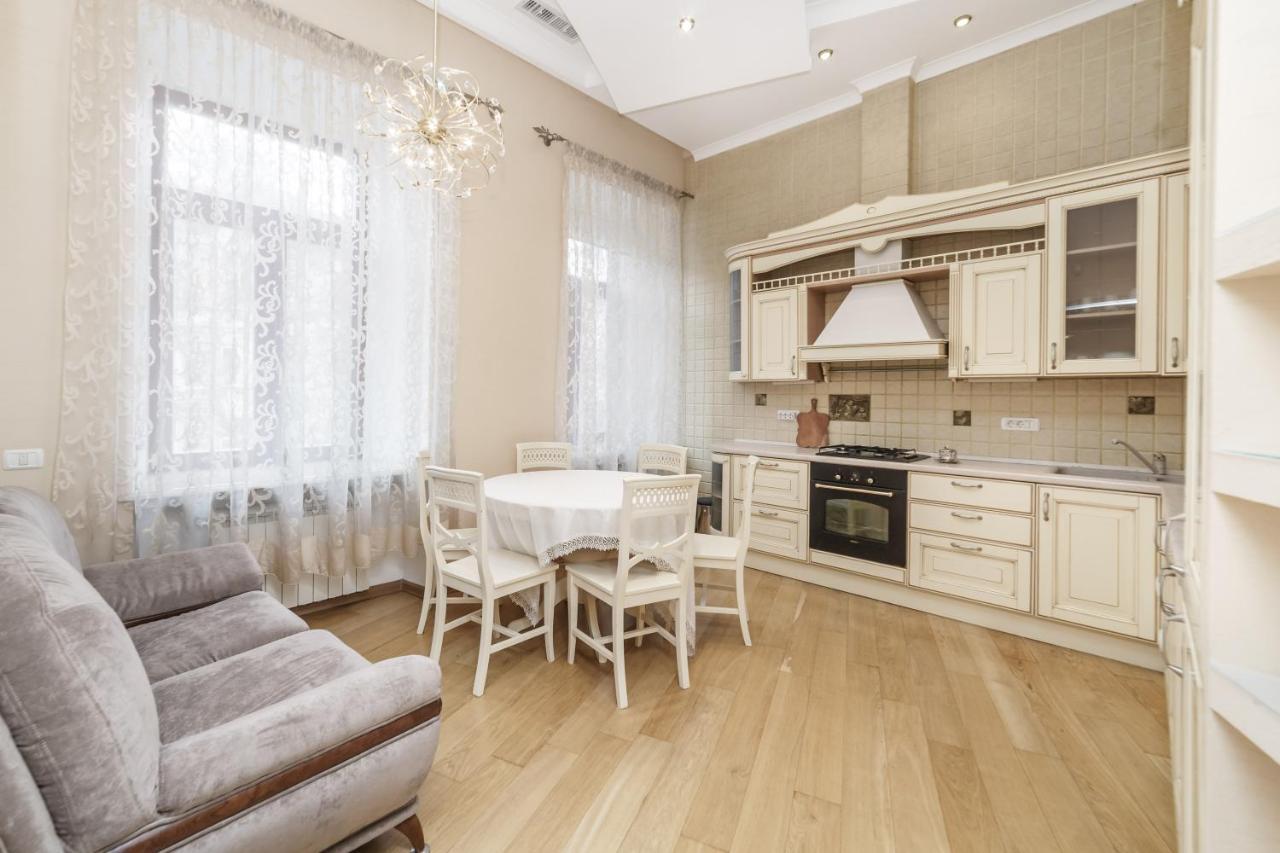 Katerynyska 2 Level Apartment With Sauna Odessa Dış mekan fotoğraf