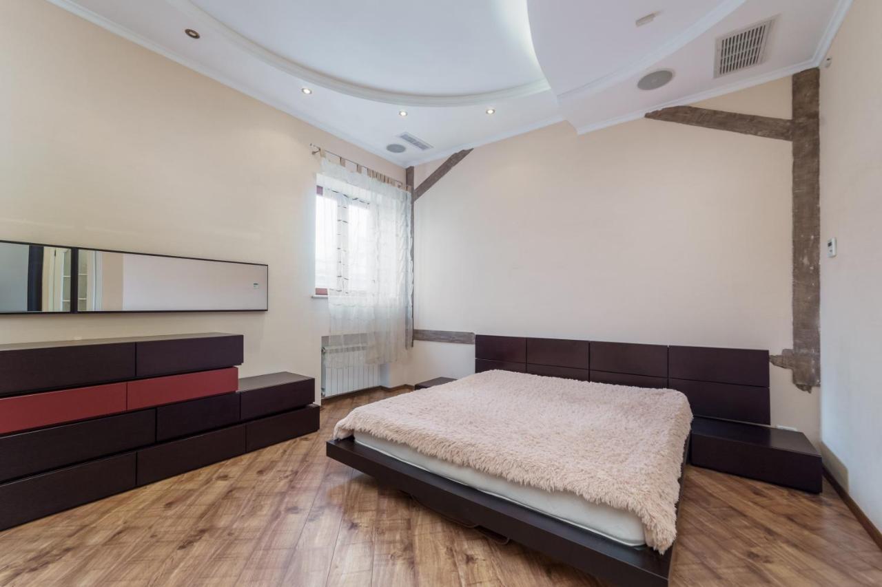 Katerynyska 2 Level Apartment With Sauna Odessa Dış mekan fotoğraf
